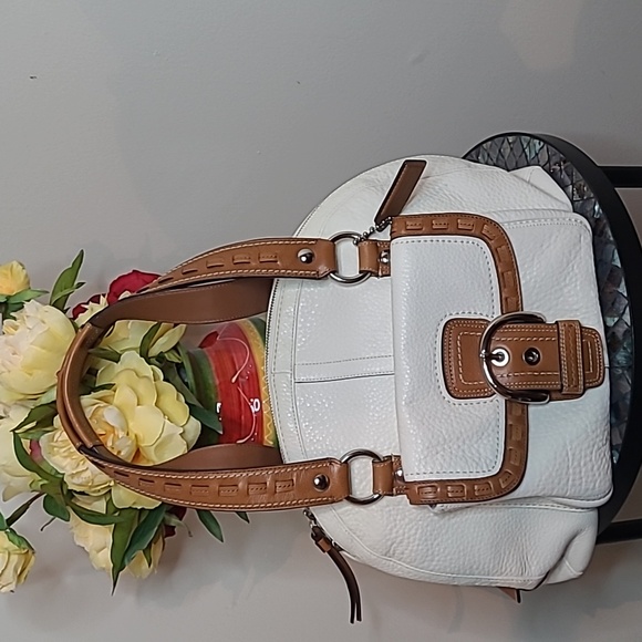 Authentic Coach Hanbag (Vintage) - Picture 3 of 16